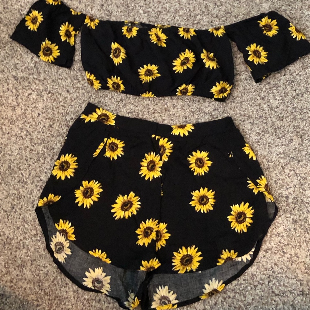 sunflower zaful two piece 🌻